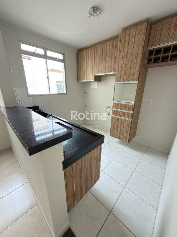 Apartamento à venda, 2 quartos em Uberlândia no bairro Shopping Park no valor de R$ 175.000,00 - Rotina Imobiliária: 