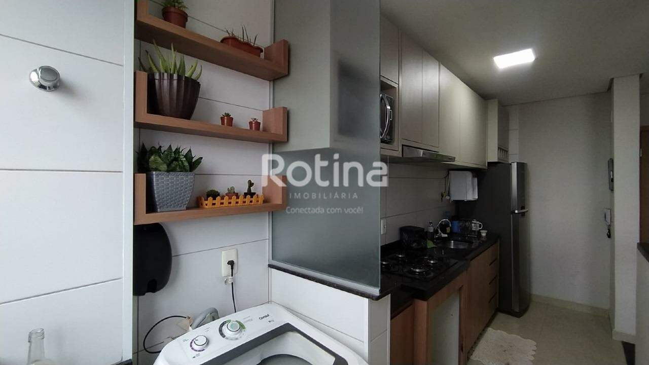 Apartamento à venda, 2 quartos em Uberlândia no bairro Aclimação no valor de R$ 300.000,00 - Rotina Imobiliária: 