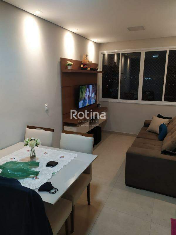 Apartamento à venda, 2 quartos em Uberlândia no bairro Aclimação no valor de R$ 300.000,00 - Rotina Imobiliária: 