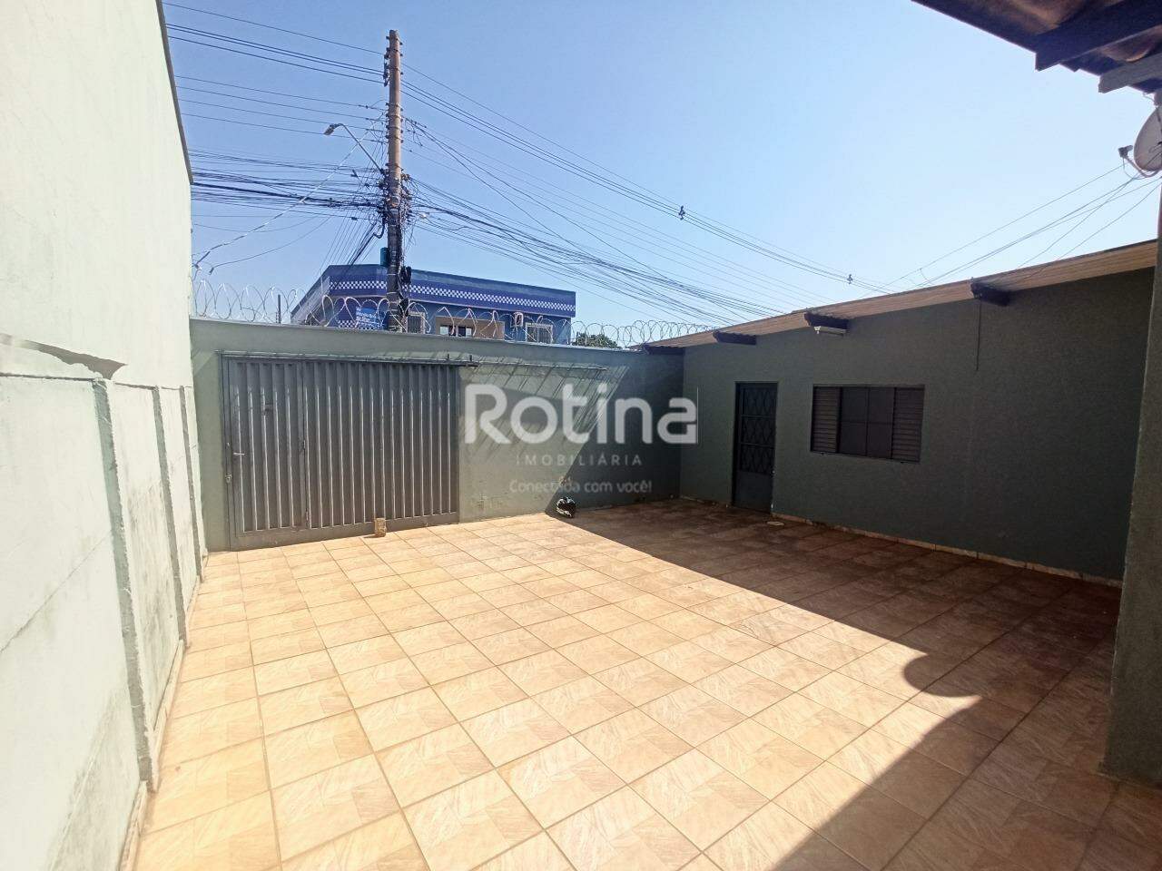Casa à venda, 3 quartos em Uberlândia no bairro Granada no valor de R$ 370.000,00 - Rotina Imobiliária: 