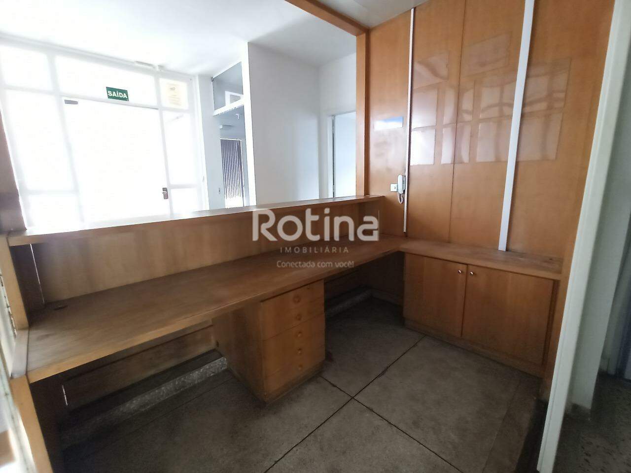 Comercial para alugar, em Uberlândia no bairro Tabajaras no valor de R$ 6.900,00 - Rotina Imobiliária: 