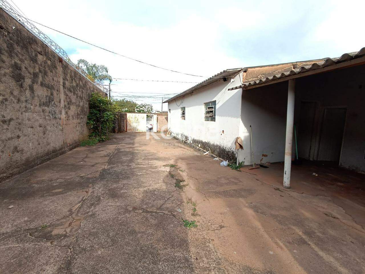 Terreno à venda, em Uberlândia no bairro Presidente Roosevelt no valor de R$ 480.000,00 - Rotina Imobiliária: 