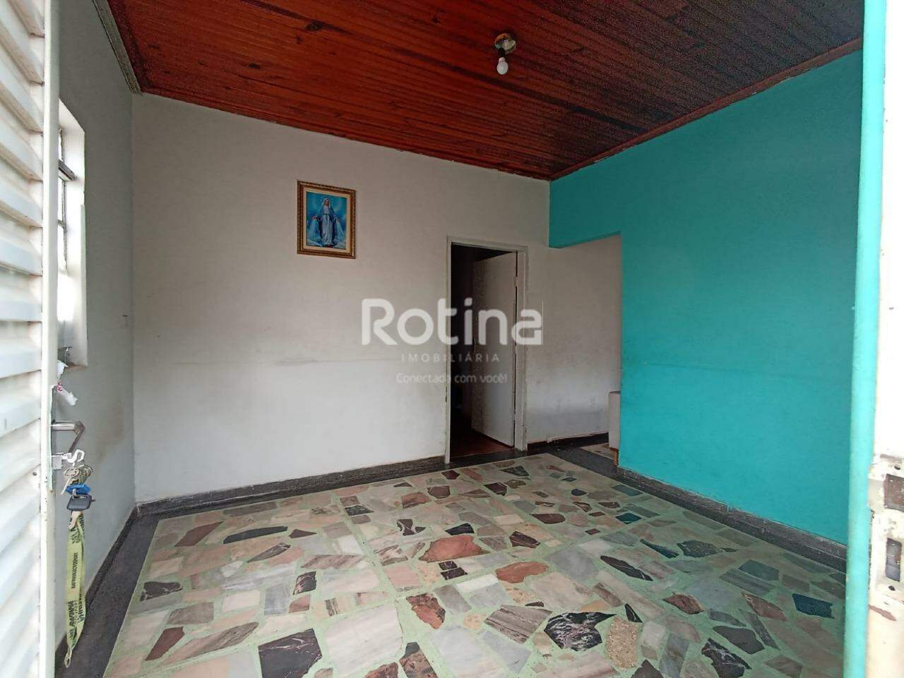 Terreno à venda, em Uberlândia no bairro Presidente Roosevelt no valor de R$ 480.000,00 - Rotina Imobiliária: 
