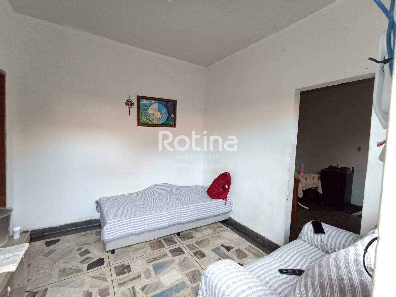 Terreno à venda, em Uberlândia no bairro Presidente Roosevelt no valor de R$ 480.000,00 - Rotina Imobiliária: 