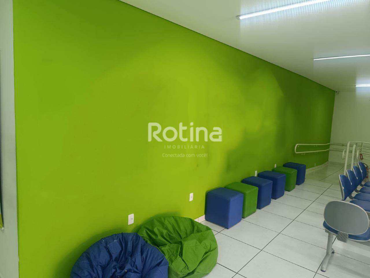 Comercial à venda, em Uberlândia no bairro Santa Mônica no valor de R$ 2.500.000,00 - Rotina Imobiliária: 
