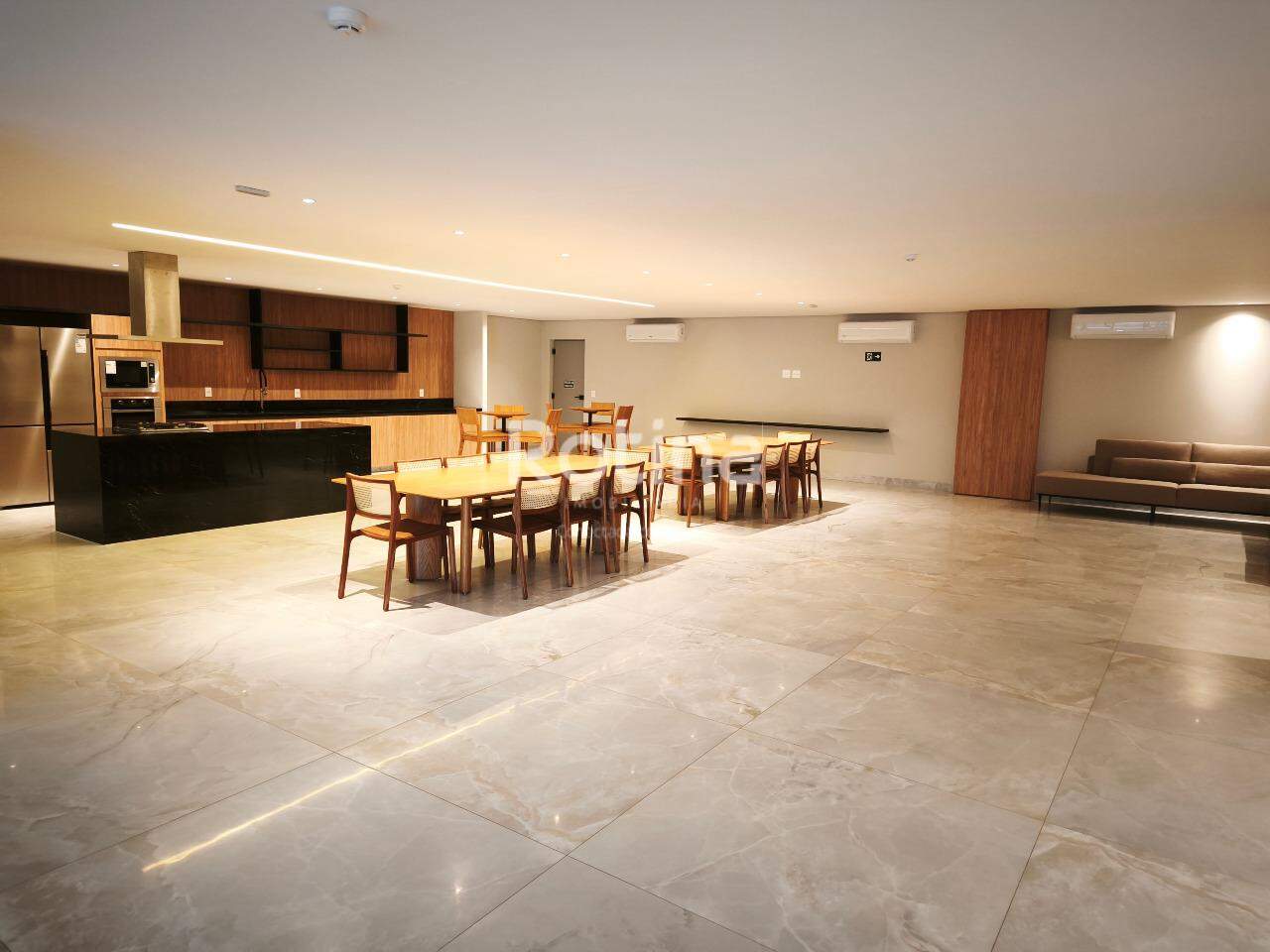 Apartamento à venda, 4 quartos em Uberlândia no bairro Morada da Colina no valor de R$ 4.700.000,00 - Rotina Imobiliária: 