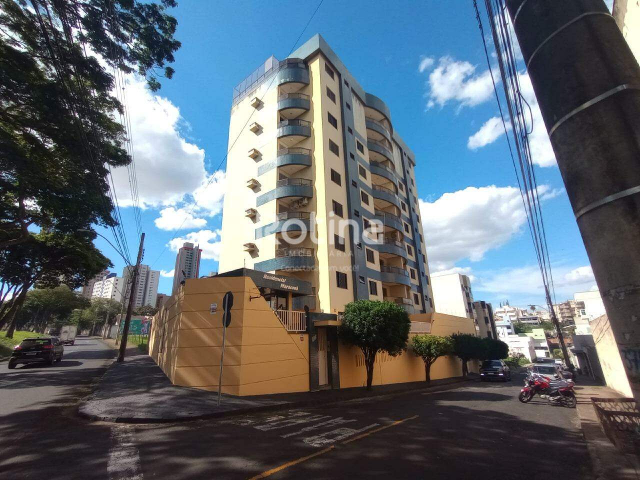 Apartamento à venda, 3 quartos em Uberlândia no bairro General Osório no valor de R$ 840.000,00 - Rotina Imobiliária: 