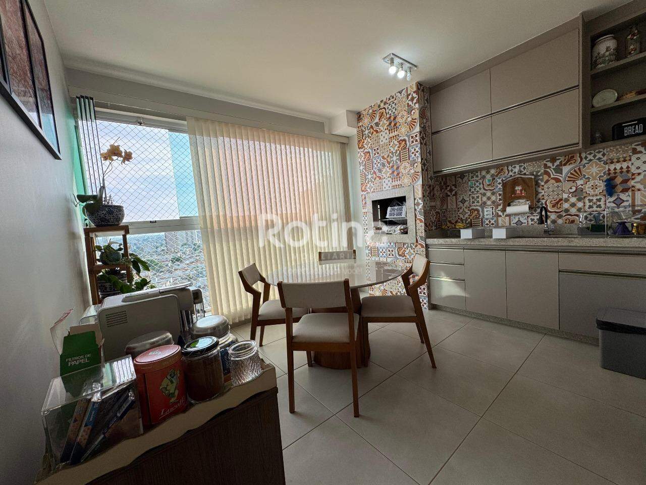 Apartamento à venda, 3 quartos em Uberlândia no bairro Centro no valor de R$ 735.000,00 - Rotina Imobiliária: 