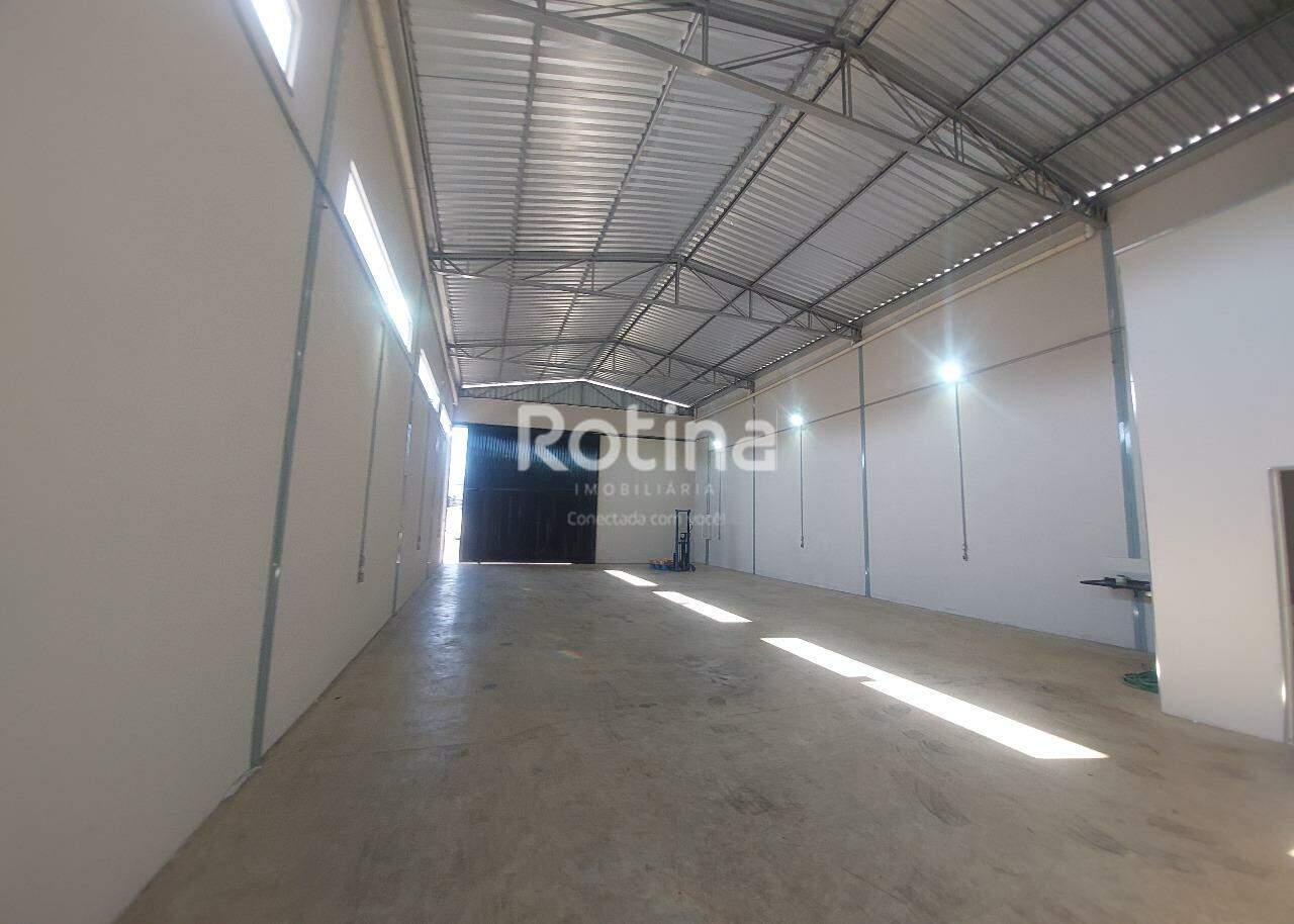 Galpão para alugar, em Uberlândia no bairro Marta Helena no valor de R$ 6.000,00 - Rotina Imobiliária: 
