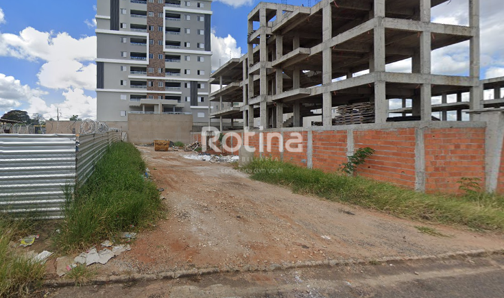 Terreno à venda, em Uberlândia no bairro Santa Mônica no valor de R$ 400.000,00 - Rotina Imobiliária: 