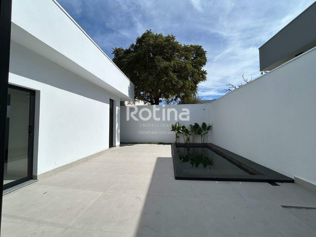 Casa Condomínio Fechado à venda, em Uberlândia no bairro Cond. Splendido no valor de R$ 1.890.000,00 - Rotina Imobiliária: 