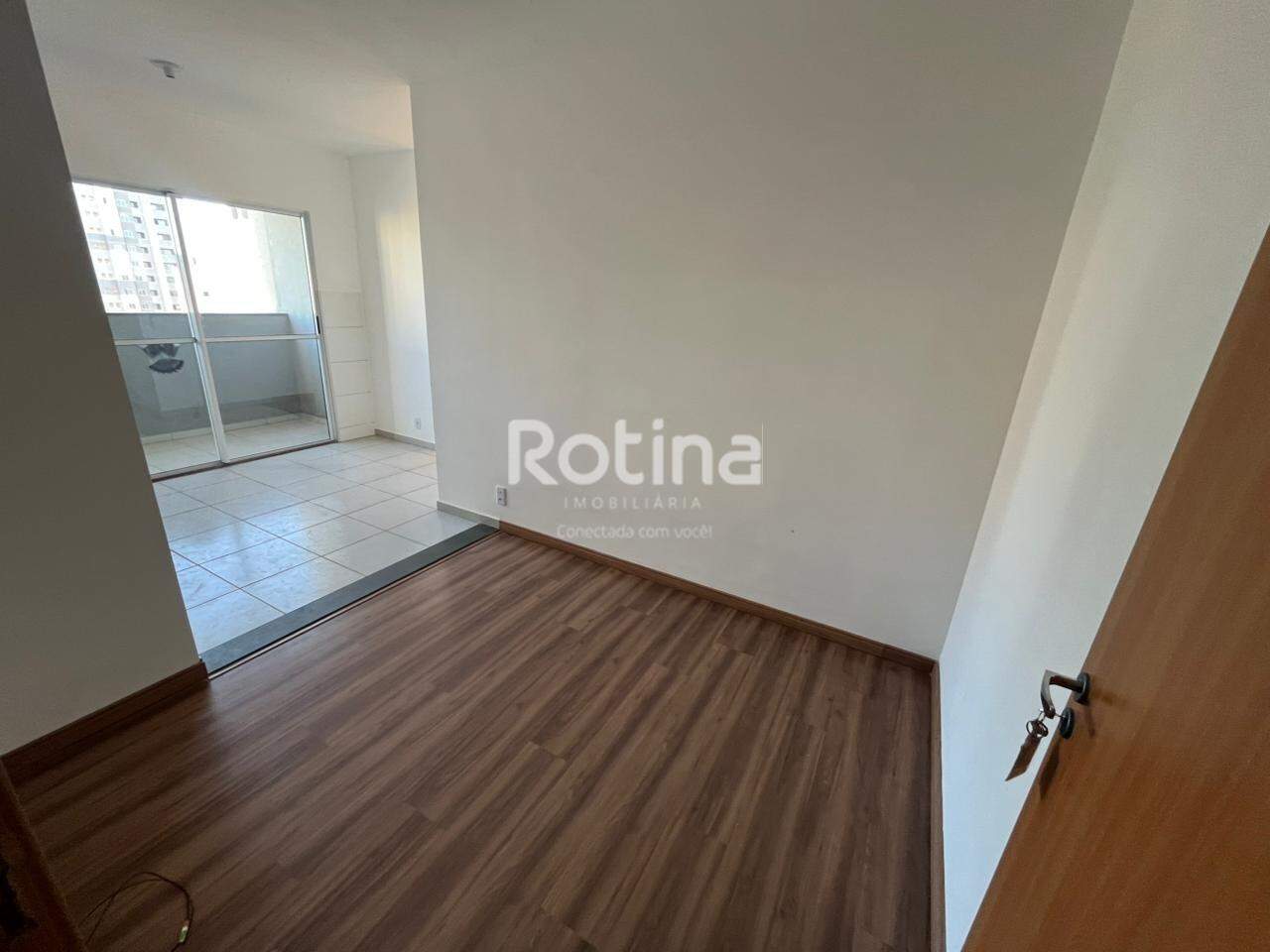 Apartamento para alugar, em Uberlândia no bairro Jardim Inconfidência no valor de R$ 1.500,00 - Rotina Imobiliária: 