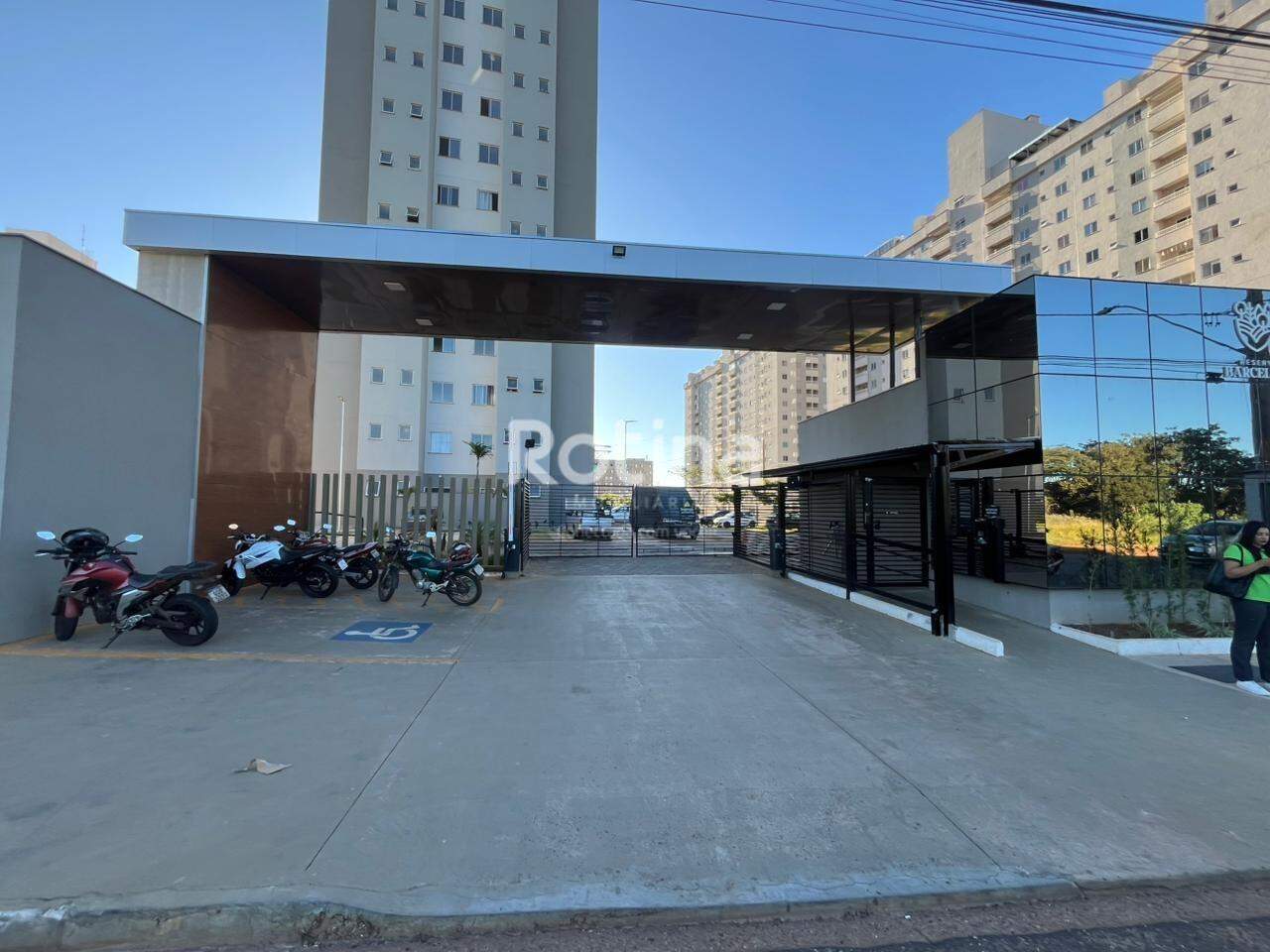 Apartamento para alugar, em Uberlândia no bairro Jardim Inconfidência no valor de R$ 1.500,00 - Rotina Imobiliária: 
