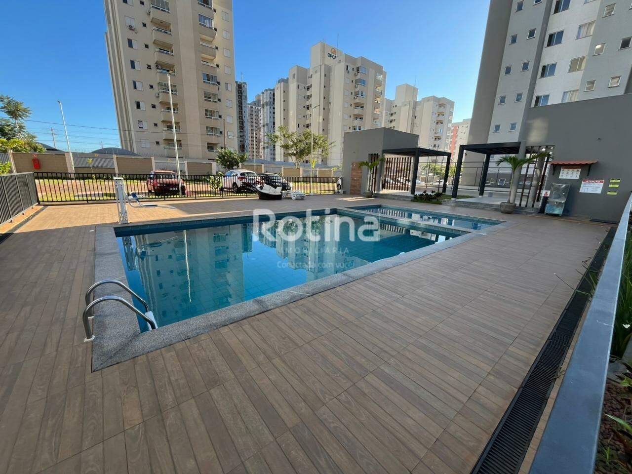 Apartamento para alugar, em Uberlândia no bairro Jardim Inconfidência no valor de R$ 1.500,00 - Rotina Imobiliária: 