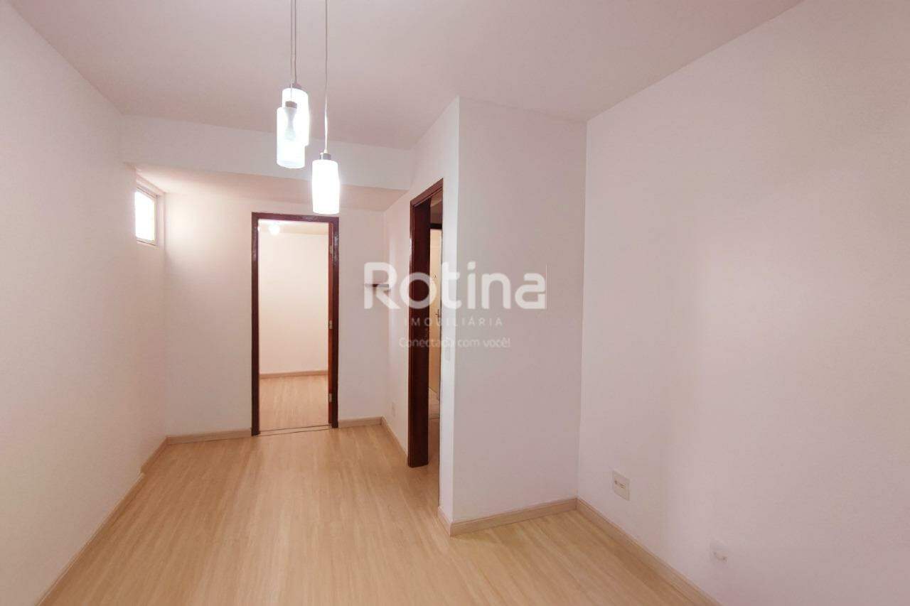 Apartamento à venda, 3 quartos em Uberlândia no bairro Centro no valor de R$ 360.000,00 - Rotina Imobiliária: 