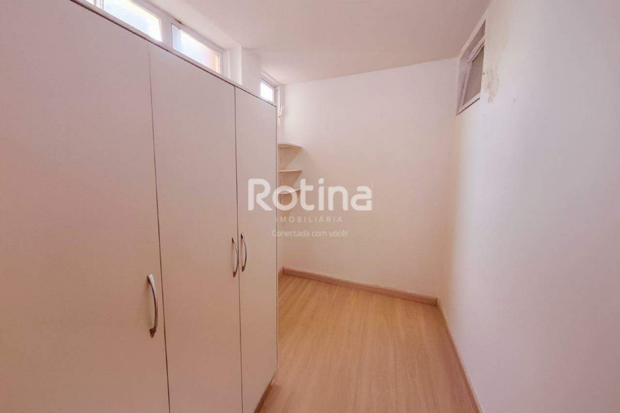 Apartamento à venda, 3 quartos em Uberlândia no bairro Centro no valor de R$ 360.000,00 - Rotina Imobiliária: 