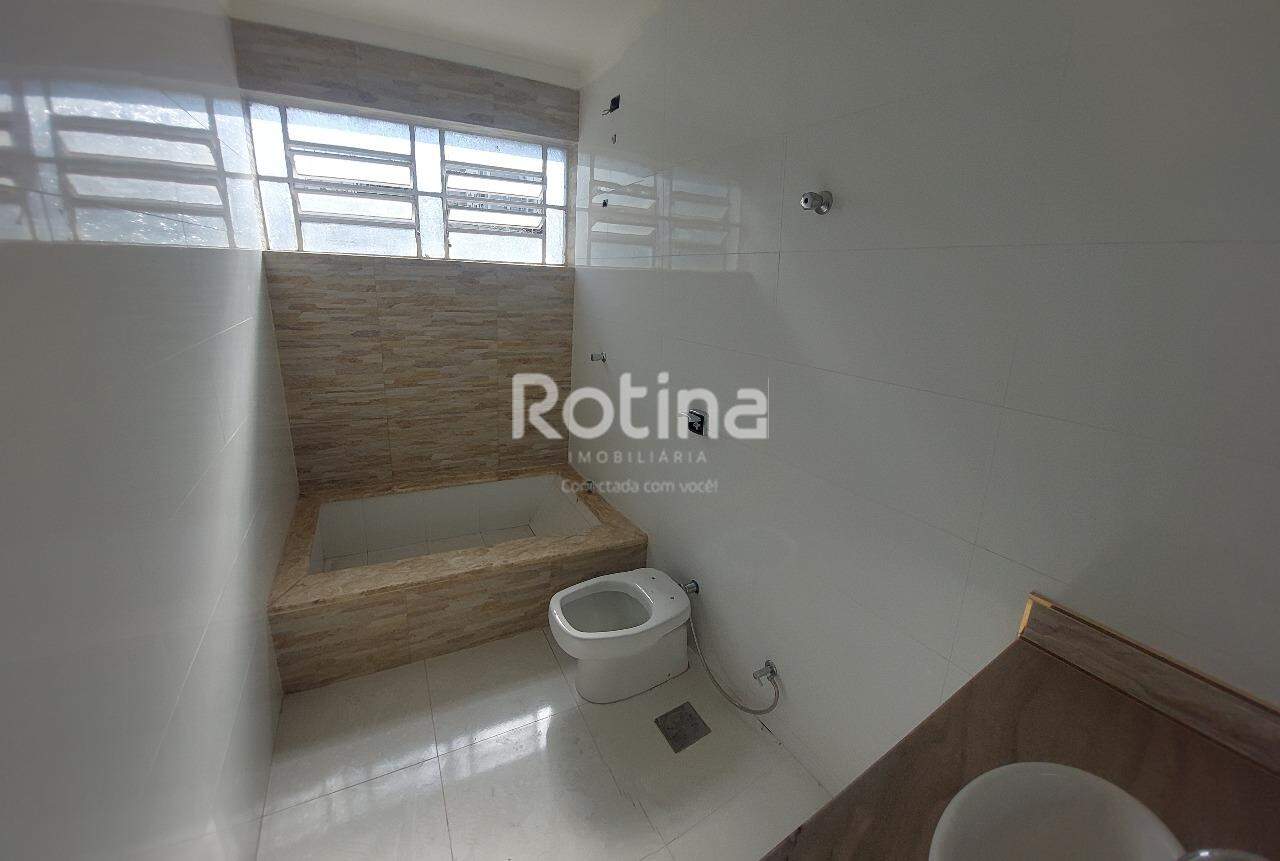 Casa para alugar, em Uberlândia no bairro Cidade Jardim no valor de R$ 5.500,00 - Rotina Imobiliária: 