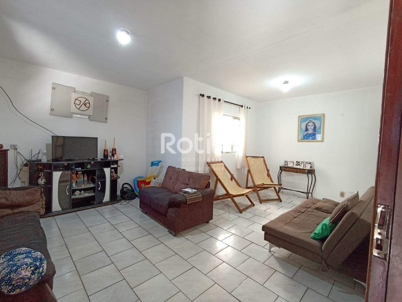 Casa à venda, 2 quartos em Uberlândia no bairro Cidade Jardim no valor de R$ 420.000,00 - Rotina Imobiliária: 