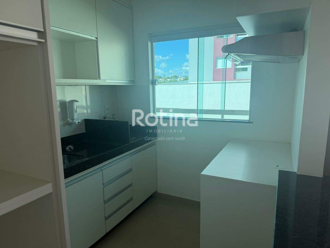 Apartamento à venda, 2 quartos em Uberlândia no bairro Santa Mônica no valor de R$ 350.000,00 - Rotina Imobiliária: 