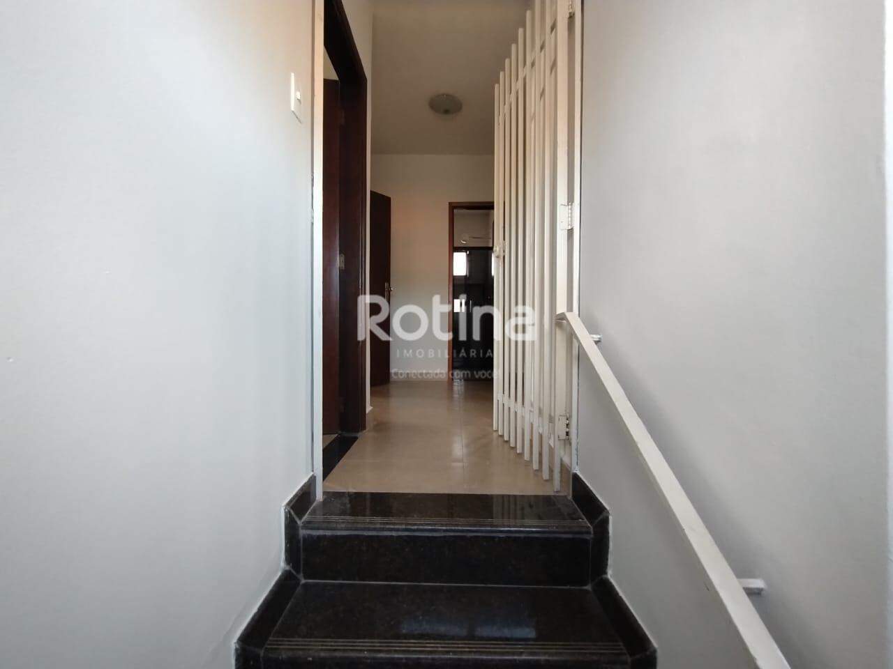 Apartamento para alugar, 4 quartos em Uberlândia no bairro Martins no valor de R$ 2.250,00 - Rotina Imobiliária: 