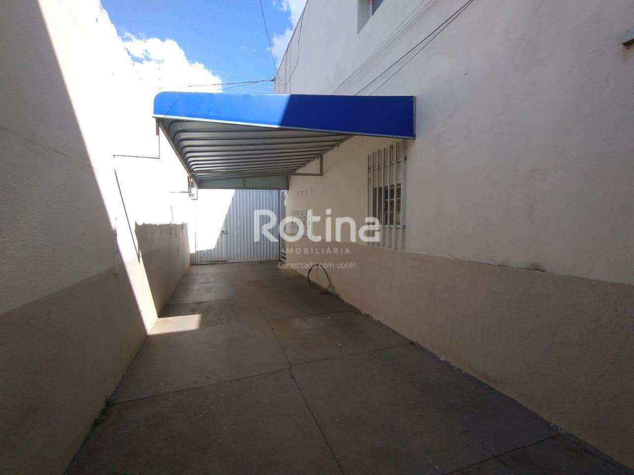Apartamento para alugar, 4 quartos em Uberlândia no bairro Martins no valor de R$ 2.250,00 - Rotina Imobiliária: 