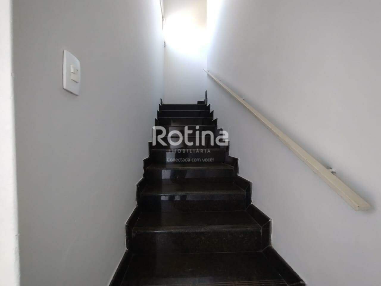 Apartamento para alugar, 4 quartos em Uberlândia no bairro Martins no valor de R$ 2.250,00 - Rotina Imobiliária: 