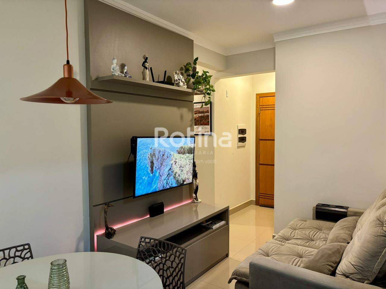 Apartamento à venda, 2 quartos em Uberlândia no bairro Santa Mônica no valor de R$ 330.000,00 - Rotina Imobiliária: 