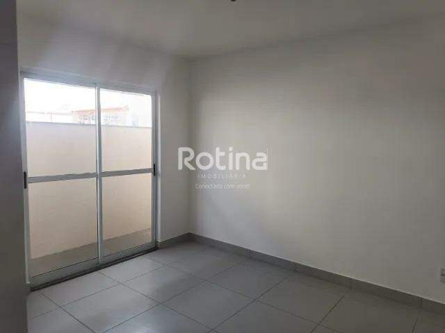 Apartamento para alugar, 2 quartos em Uberlândia no bairro Umuarama no valor de R$ 2.200,00 - Rotina Imobiliária: 