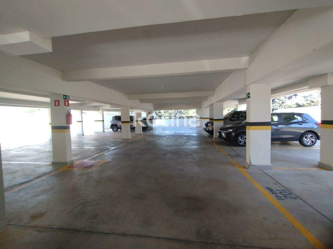 Apartamento para alugar, 2 quartos em Uberlândia no bairro Daniel Fonseca no valor de R$ 2.300,00 - Rotina Imobiliária: 