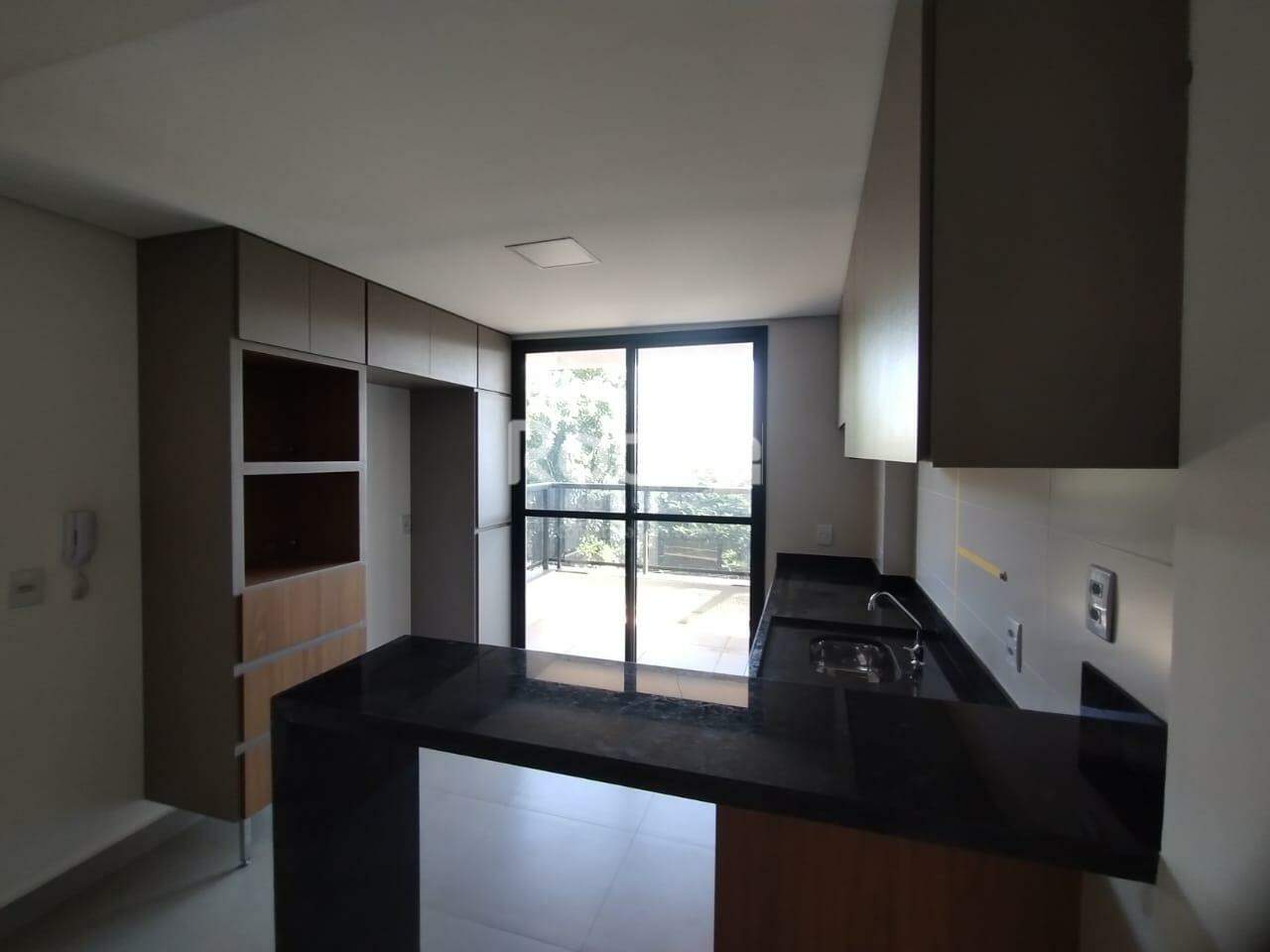 Apartamento para alugar, 2 quartos em Uberlândia no bairro Daniel Fonseca no valor de R$ 2.300,00 - Rotina Imobiliária: 