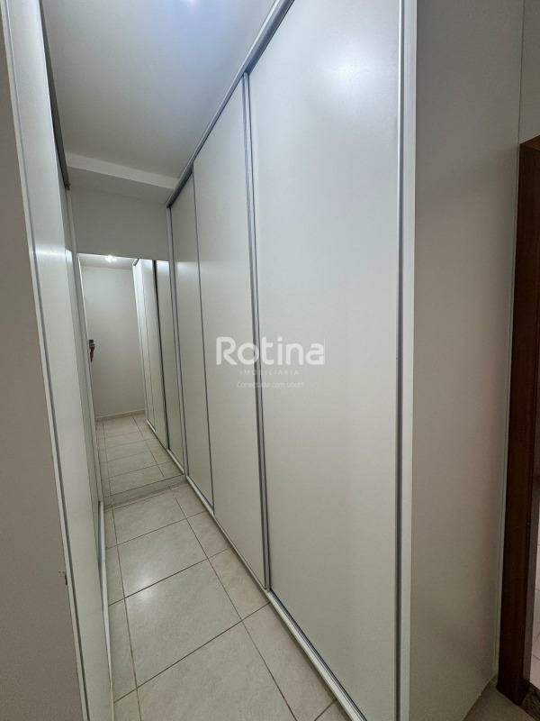 Casa Condomínio Fechado à venda, 3 quartos em Uberlândia no bairro Royal Park no valor de R$ 1.390.000,00 - Rotina Imobiliária: 