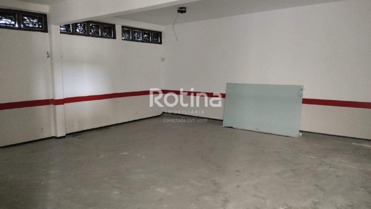 Comercial para alugar, em Uberlândia no bairro Santa Mônica no valor de R$ 9.500,00 - Rotina Imobiliária: 