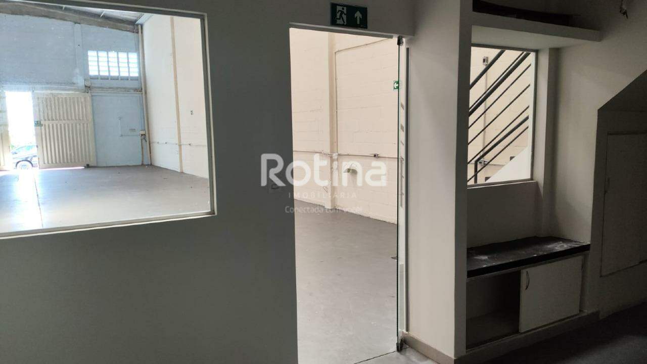 Galpão para alugar, em Uberlândia no bairro Daniel Fonseca no valor de R$ 6.000,00 - Rotina Imobiliária: 