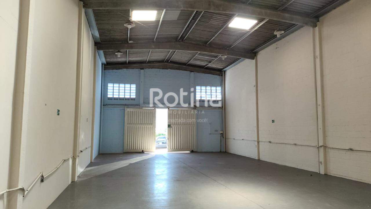 Galpão para alugar, em Uberlândia no bairro Daniel Fonseca no valor de R$ 6.000,00 - Rotina Imobiliária: 
