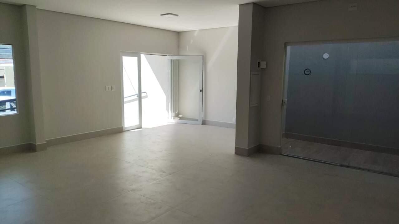 Comercial para alugar, em Uberlândia no bairro Martins no valor de R$ 7.500,00 - Rotina Imobiliária: 