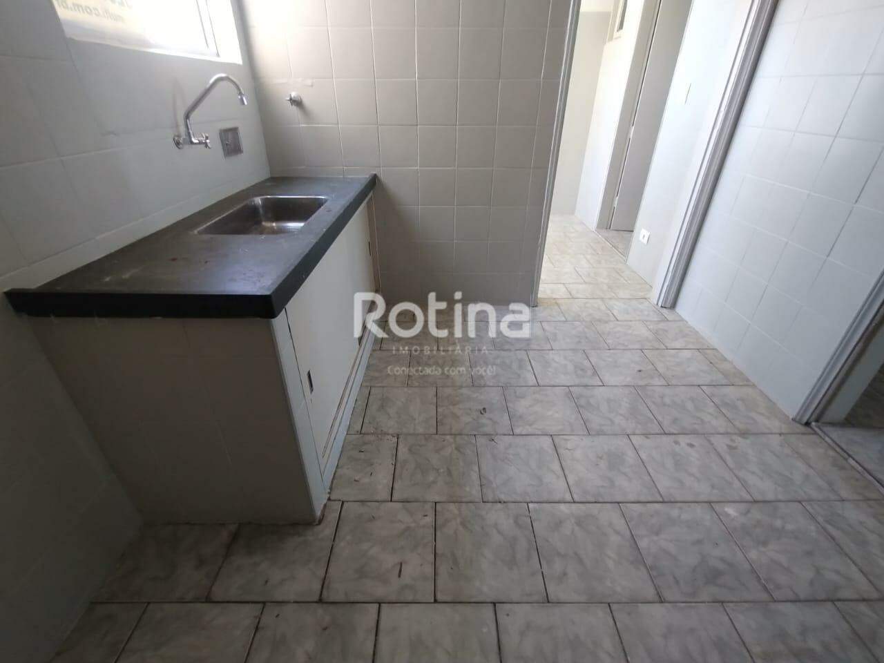 Apartamento para alugar, 3 quartos em Uberlândia no bairro Bom Jesus no valor de R$ 1.550,00 - Rotina Imobiliária: 