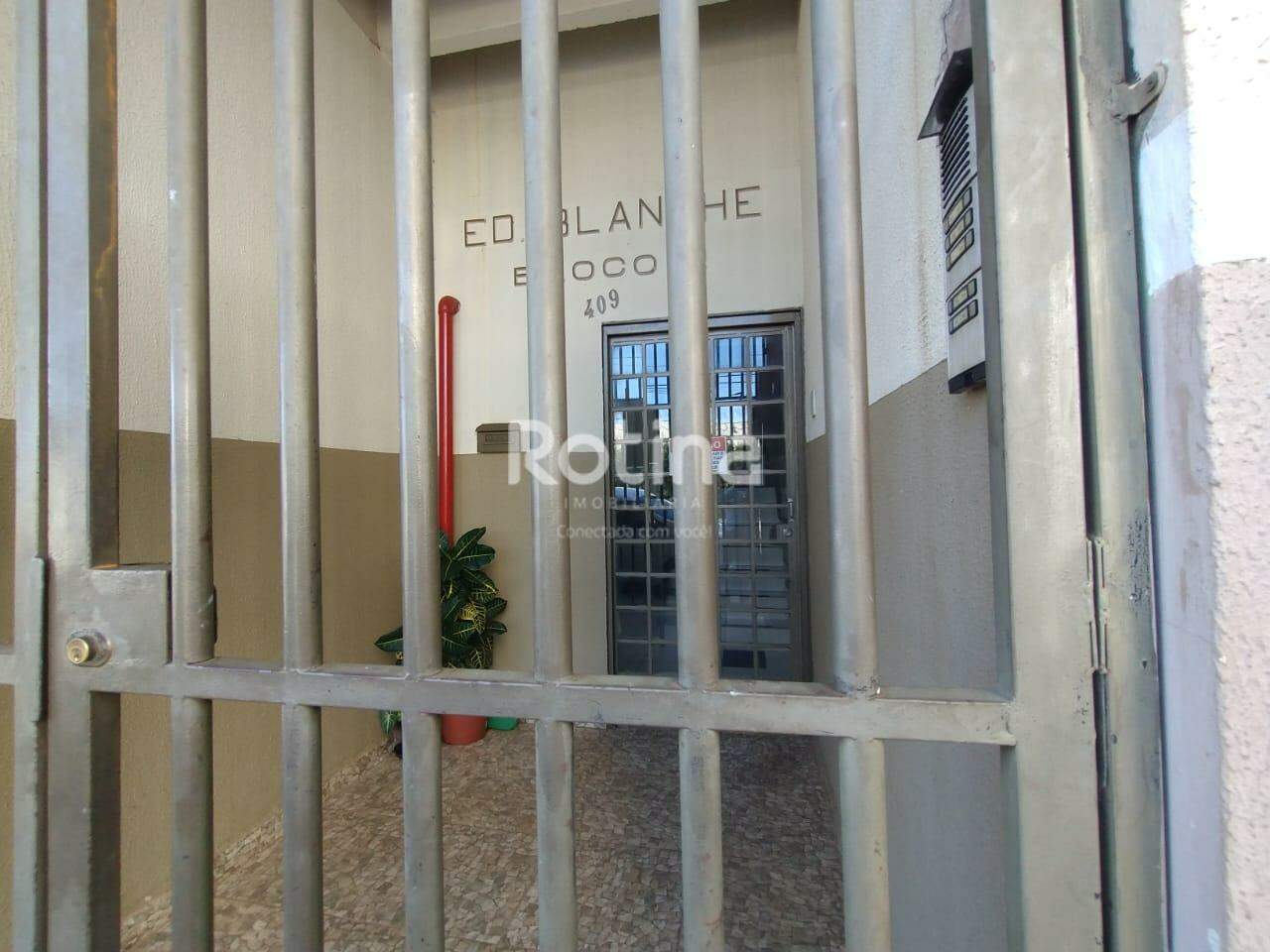 Apartamento para alugar, 3 quartos em Uberlândia no bairro Bom Jesus no valor de R$ 1.550,00 - Rotina Imobiliária: 