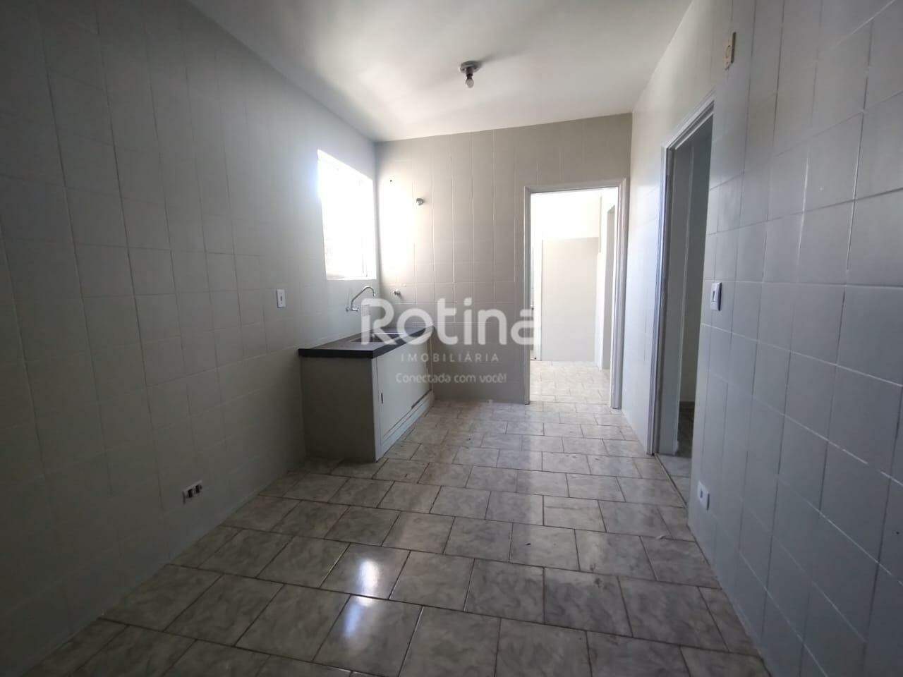 Apartamento para alugar, 3 quartos em Uberlândia no bairro Bom Jesus no valor de R$ 1.550,00 - Rotina Imobiliária: 