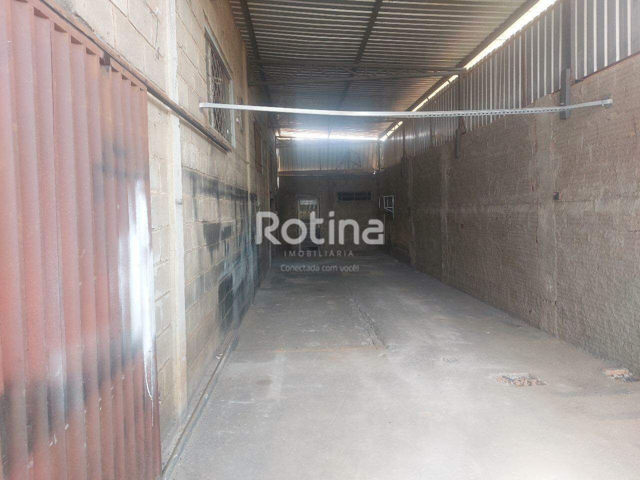 Galpão para alugar, em Uberlândia no bairro Segismundo Pereira no valor de R$ 7.000,00 - Rotina Imobiliária: 