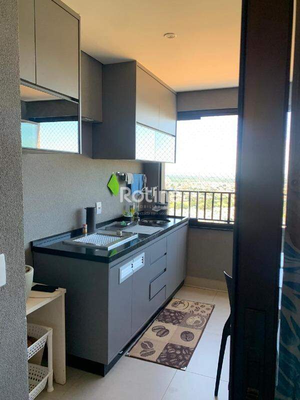 Apartamento para alugar, 3 quartos em Uberlândia no bairro Jardim Sul no valor de R$ 6.500,00 - Rotina Imobiliária: 