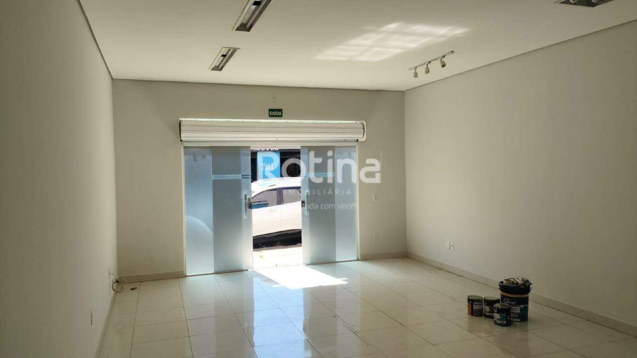 Comercial para alugar, em Uberlândia no bairro Saraiva no valor de R$ 2.800,00 - Rotina Imobiliária: 