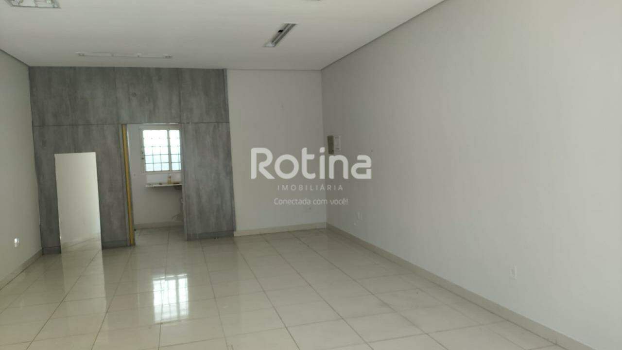 Comercial para alugar, em Uberlândia no bairro Saraiva no valor de R$ 2.800,00 - Rotina Imobiliária: 