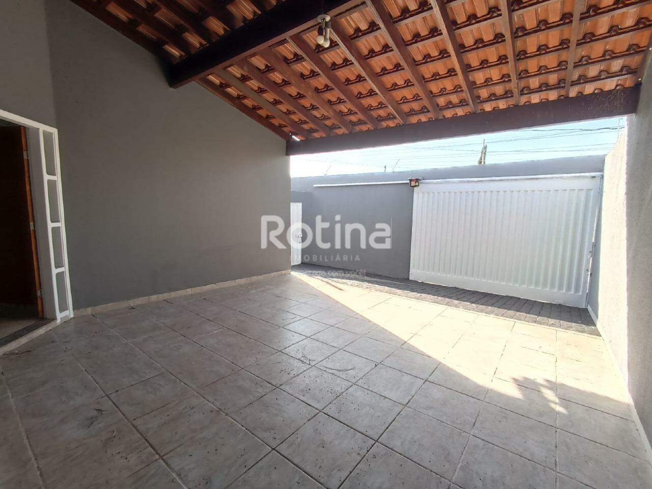 Casa à venda, 3 quartos em Uberlândia no bairro Cidade Jardim no valor de R$ 650.000,00 - Rotina Imobiliária: 