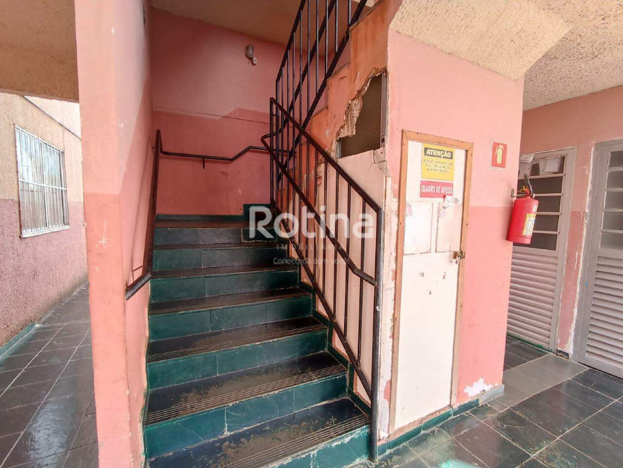 Apartamento à venda, 2 quartos em Uberlândia no bairro Mansour no valor de R$ 135.000,00 - Rotina Imobiliária: 