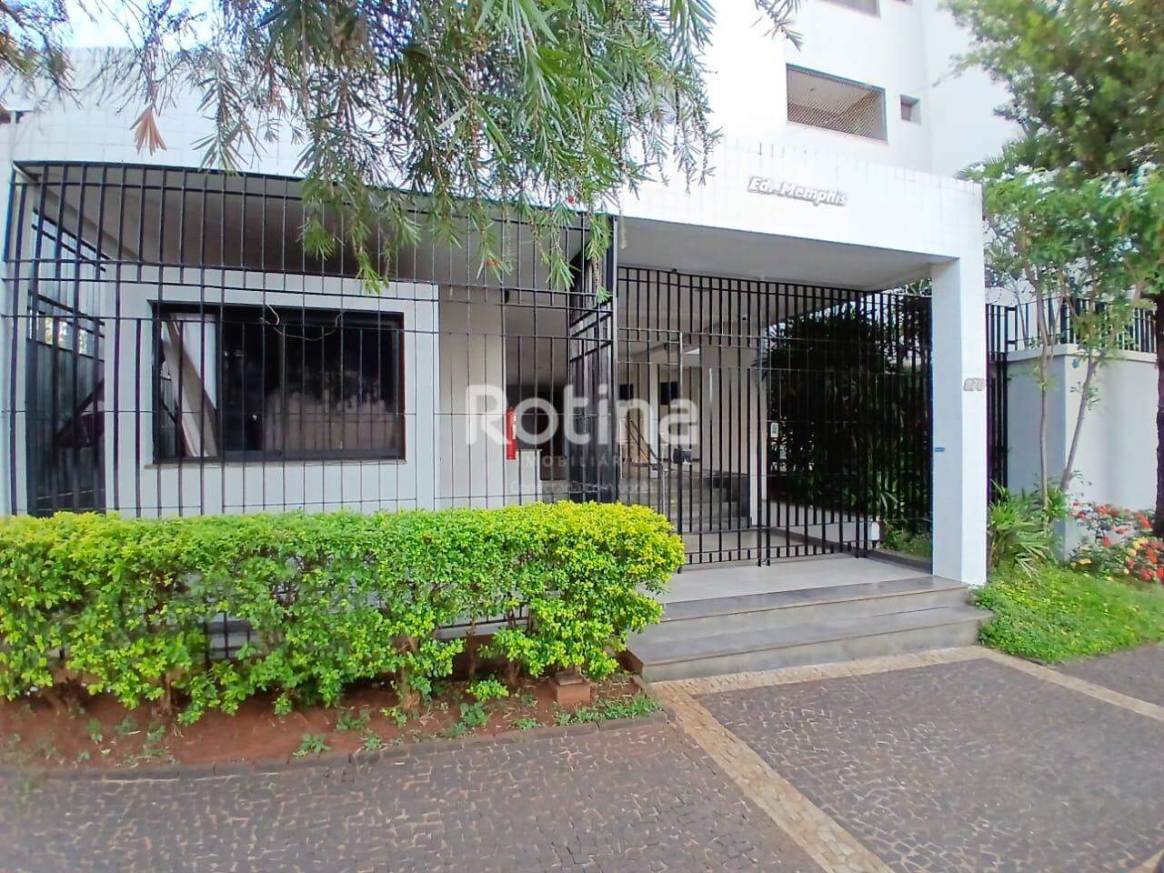 Apartamento para alugar, 3 quartos em Uberlândia no bairro Lídice no valor de R$ 1.800,00 - Rotina Imobiliária: 