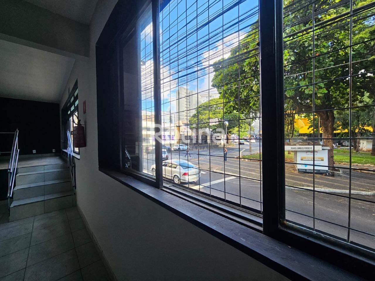 Loja para alugar, em Uberlândia no bairro Centro no valor de R$ 4.500,00 - Rotina Imobiliária: 