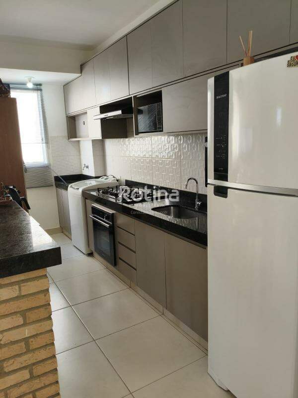 Apartamento à venda, 2 quartos em Uberlândia no bairro Presidente Roosevelt no valor de R$ 250.000,00 - Rotina Imobiliária: 