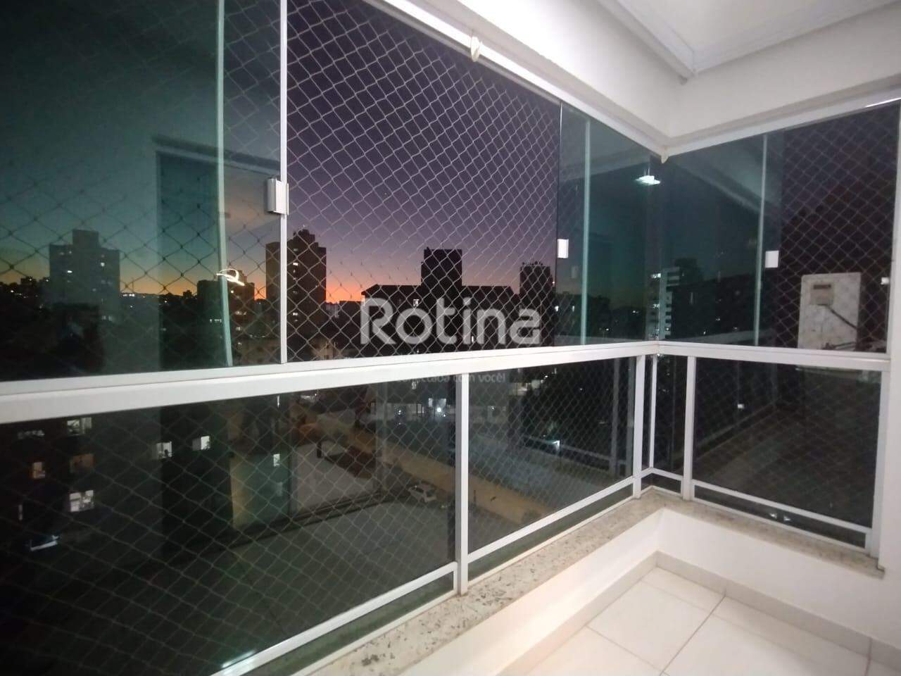 Apartamento para alugar, 3 quartos em Uberlândia no bairro Patrimônio no valor de R$ 4.700,00 - Rotina Imobiliária: 