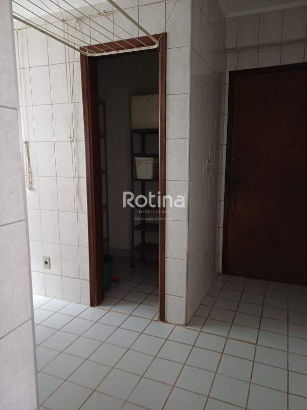 Apartamento à venda, 3 quartos em Uberlândia no bairro Saraiva no valor de R$ 428.000,00 - Rotina Imobiliária: 