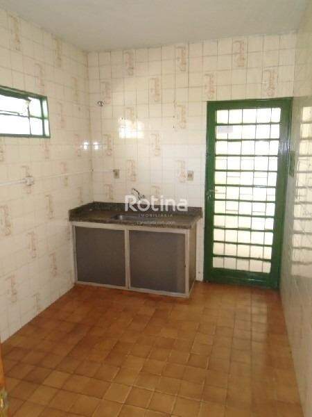 Casa à venda, 3 quartos em Uberlândia no bairro Cidade Jardim no valor de R$ 455.000,00 - Rotina Imobiliária: 